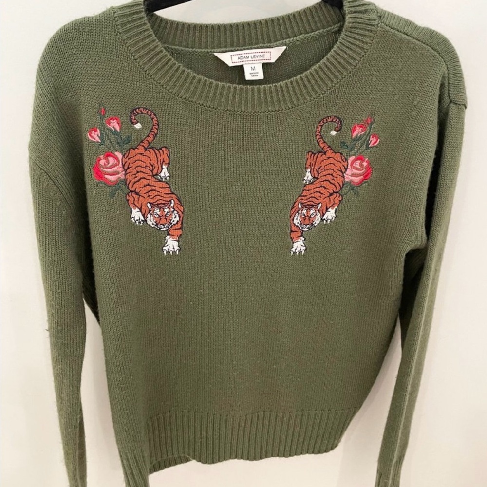 NWT : Adam Levine Collection : Green Tiger Sweater : Size Medium